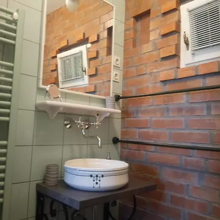 Apartment Tagrajska *