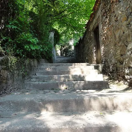 Tagrajska 아파트 *